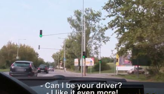 Жаркая русская брюнетка отрабатывает проезд в такси