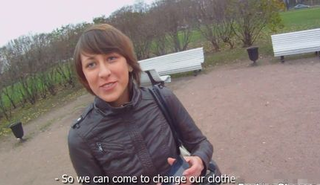 'Жесткий трах с русской сучкой в подъезде'